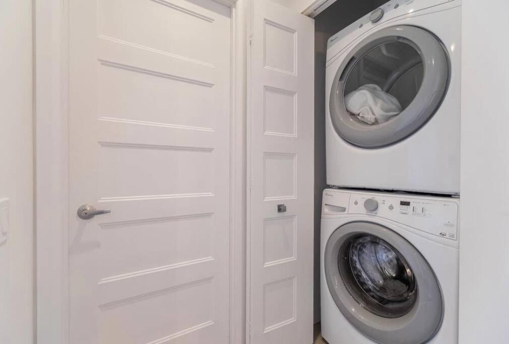 Penthouse With Free Indoor Parking Downtown Apartman Québec Kültér fotó